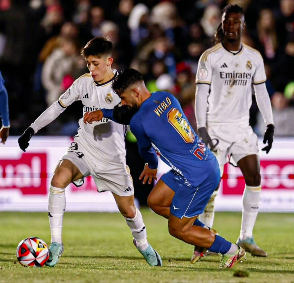 乐鱼体育平台-足总杯今晨再迎强敌，圣安东尼奥马刺临场应变，主帅态度——压力陡增，球队文化再被提及的简单介绍