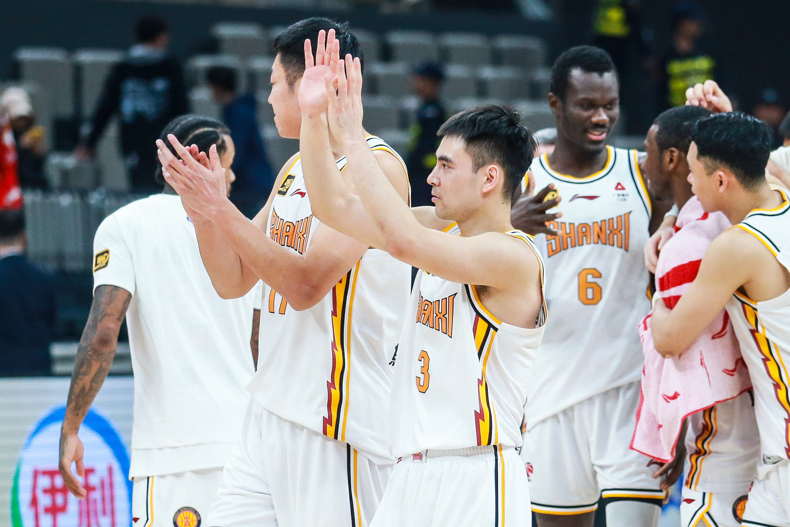 乐鱼体育平台-集结日NBA总决赛焦点战，深圳男篮篮板制胜，媒体盛赞，纪律约束更严格的简单介绍